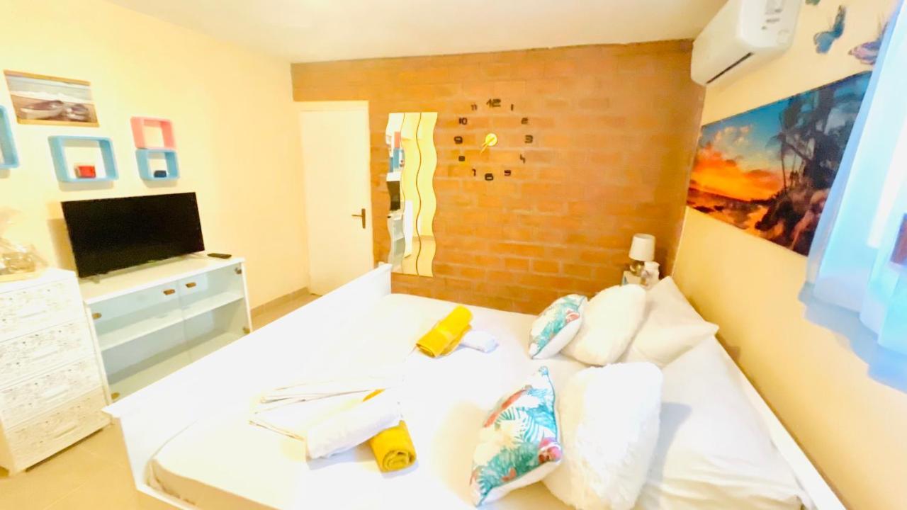 Colorful And Happy Apartment Sukosan - With Parking Eksteriør billede